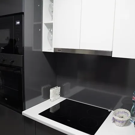 Sky City: High-rise With Pool & Access * Skopje