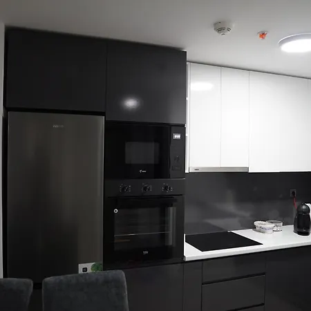 Sky City: High-rise With Pool & Access * Skopje
