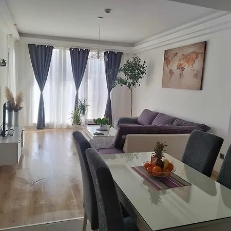Sky 19th Floor Twin & 12th Floor & 25th & 33 Floor & With Pool & & Gym & Parking Included In Price