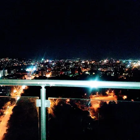 Sky 19th Floor Twin & 12th Floor & 25th & 33 Floor & With Pool & & Gym & Parking Included In Price Lägenhet *