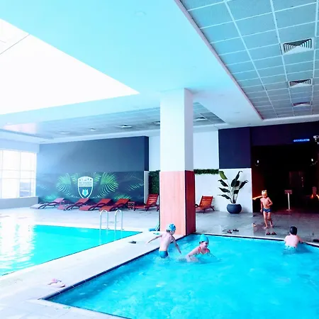 Sky 19th Floor Twin & 12th Floor & 25th & 33 Floor & With Pool & & Gym & Parking Included In Price * Skopje