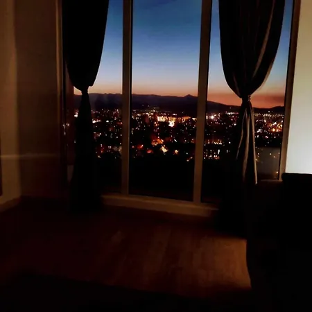 Lägenhet Sky 19th Floor Twin & 12th Floor & 25th & 33 Floor & With Pool & & Gym & Parking Included In Price Skopje