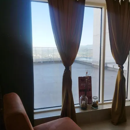 Sky City: High-rise With Pool & Access Apartment